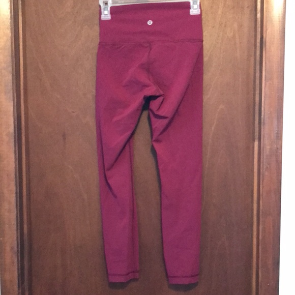 Lululemon workout pants 4 - Picture 3 of 5